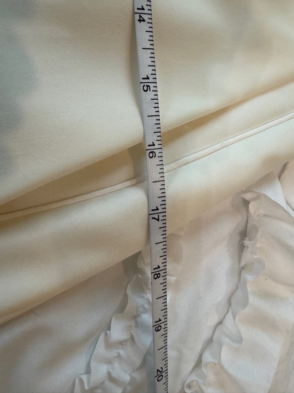 NWT Marcella white cropped pants - Beautifully made! Size 8 - Picture 14 of 14